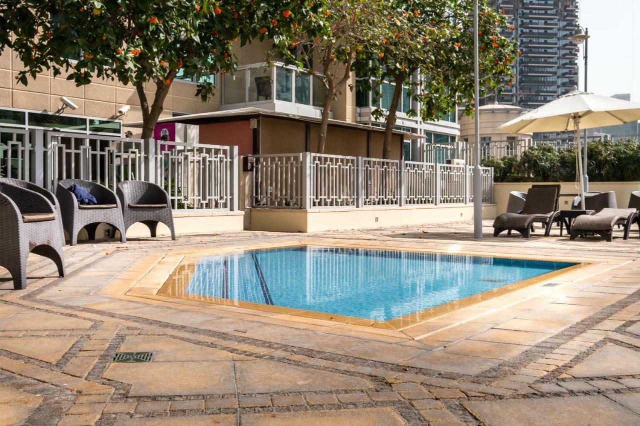 Maison Privee - Exclusive Apt With Burj Khalifa Next Door دبي المظهر الخارجي الصورة