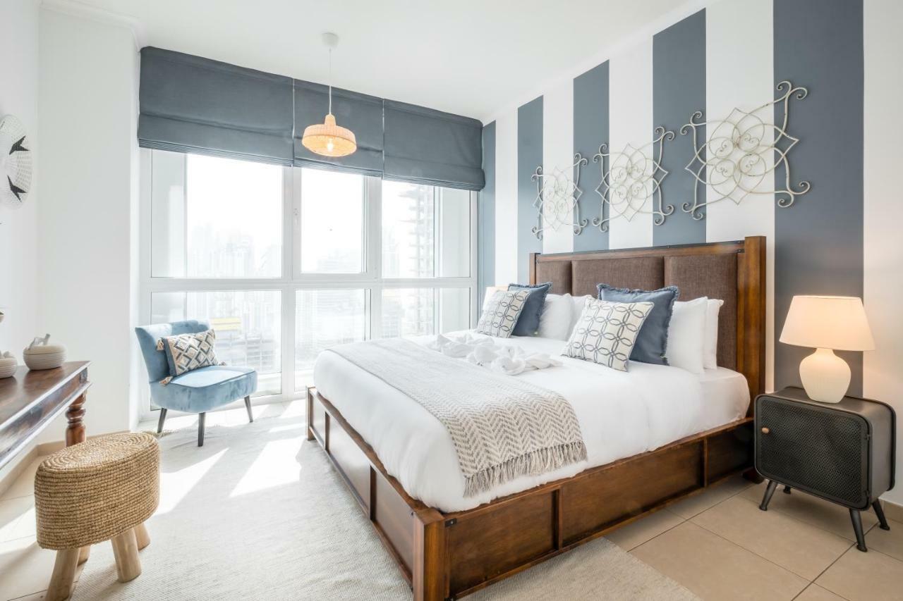 Maison Privee - Exclusive Apt With Burj Khalifa Next Door دبي المظهر الخارجي الصورة