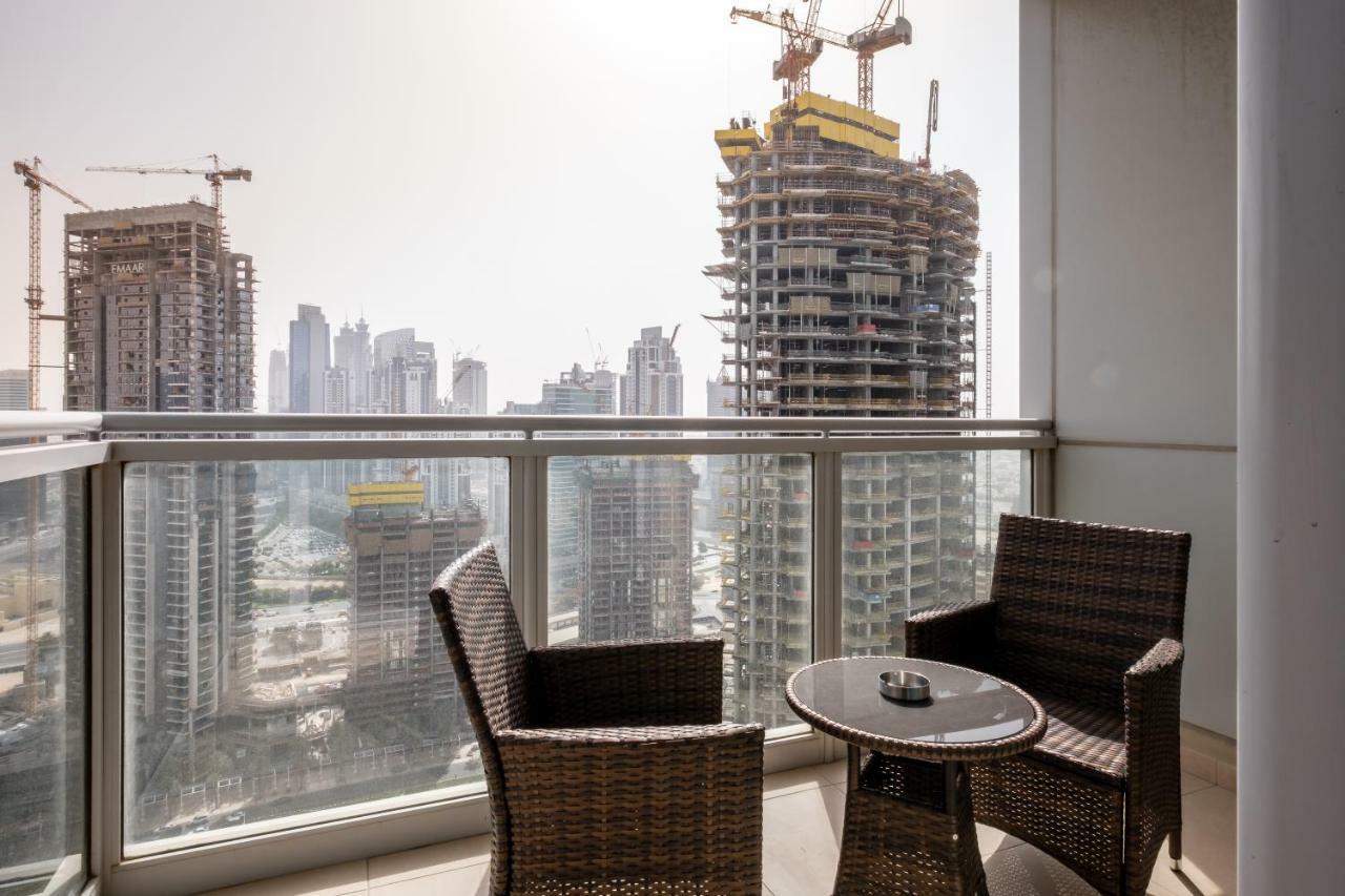Maison Privee - Exclusive Apt With Burj Khalifa Next Door دبي المظهر الخارجي الصورة